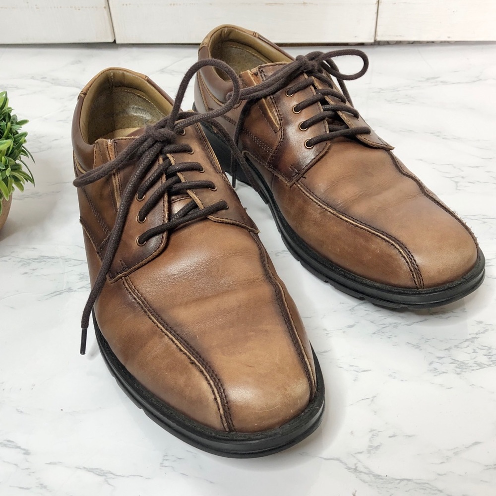 Dockers leather lace up oxfords, chestnut brown